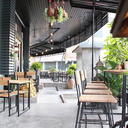 Mook Anda Hotel Phuket Eksteriør billede