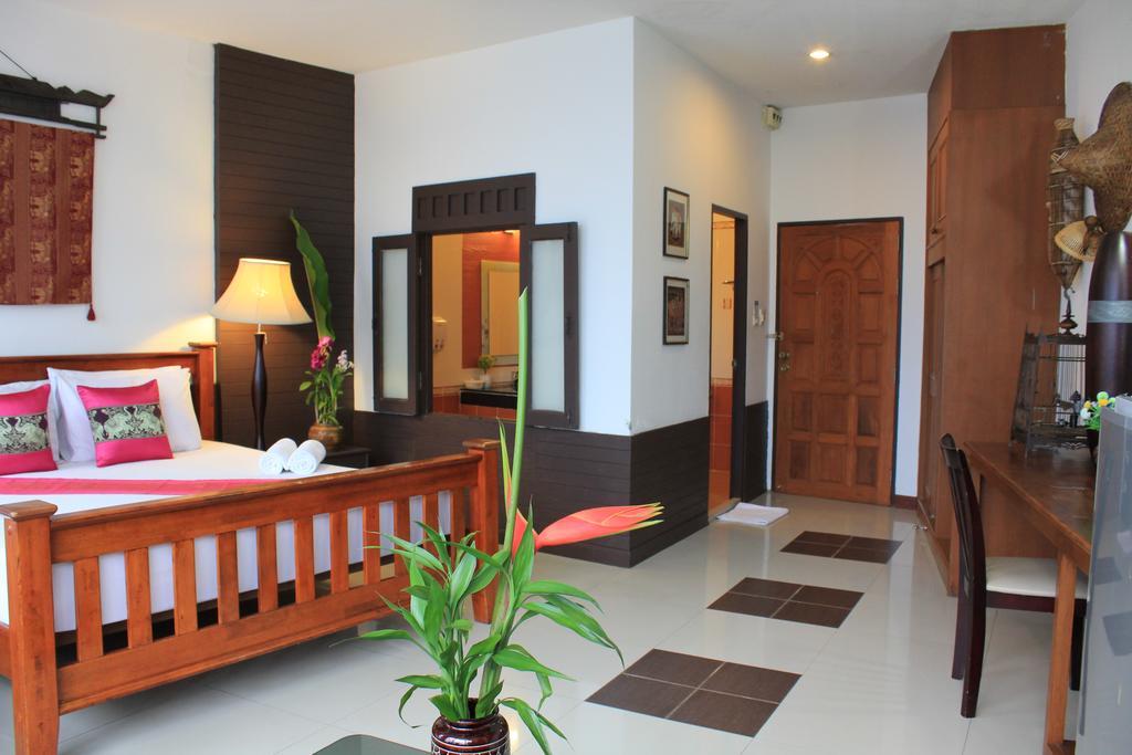 Mook Anda Hotel Phuket Eksteriør billede