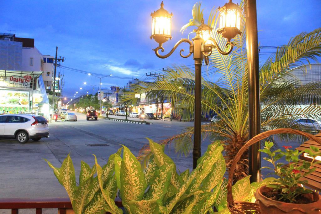 Mook Anda Hotel Phuket Eksteriør billede