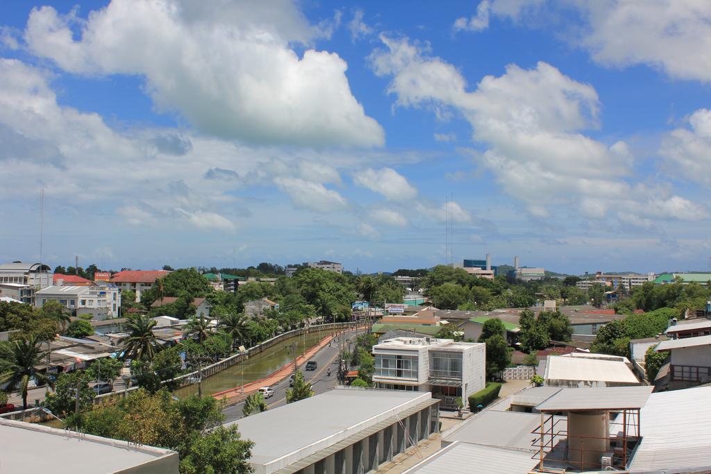 Mook Anda Hotel Phuket Eksteriør billede